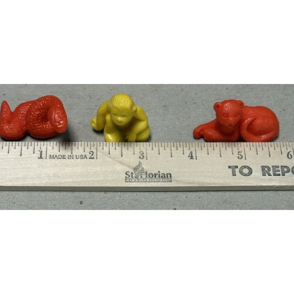 Vintage Lot Of 25 Rubber Mini Safari Animal Figures Counters Math Manipulatives